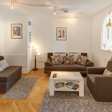Apartman Όσιγιεκ Εξωτερικό φωτογραφία